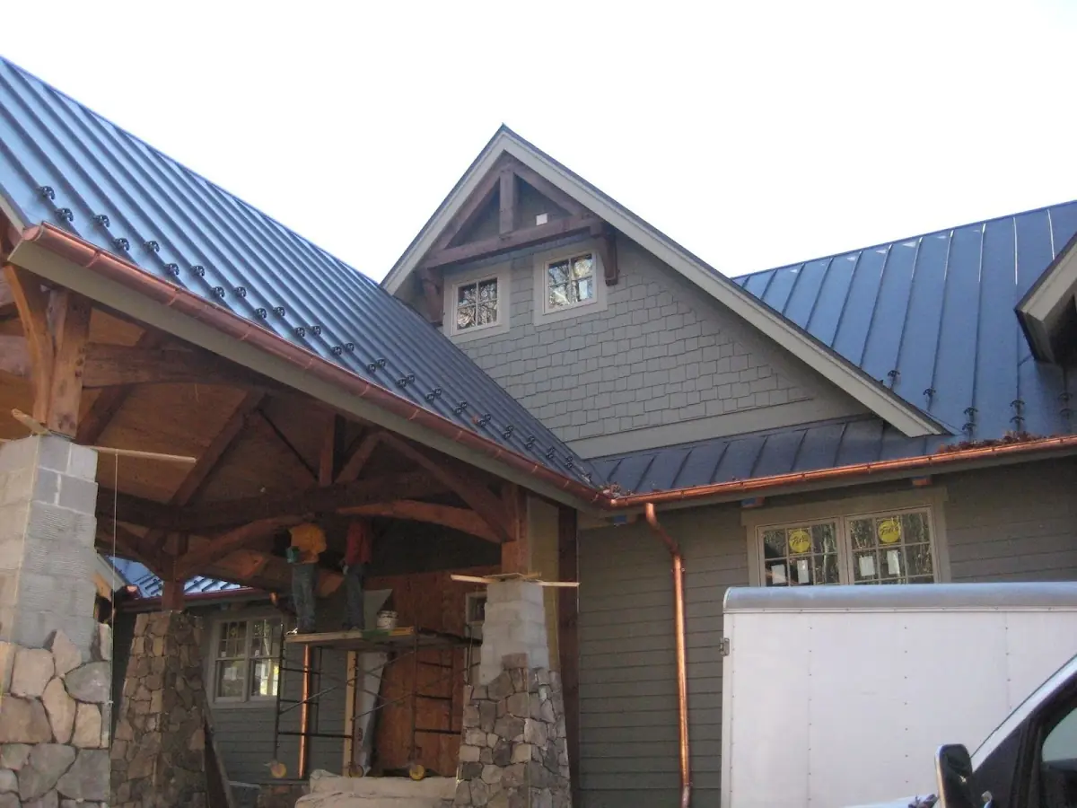 Craftsman Roofing team delivering quality roofing work in Pickerington